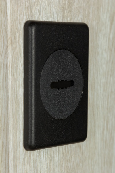 Двері вхідні Revolut Doors В-82 (квадро) Гладка 191 венге темний 2050x950 мм ліві