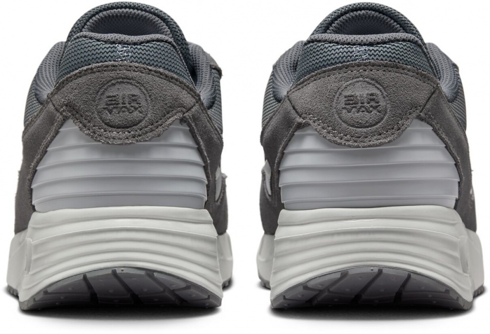 Кросівки чоловічі демісезонні Nike AIR MAX VERSE FV1302-005 р.42,5 сірі