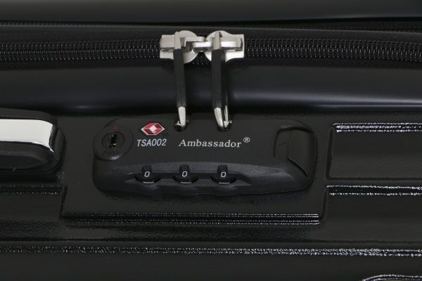 Чемодан Ambassador на 4 колесах L черный A8573 