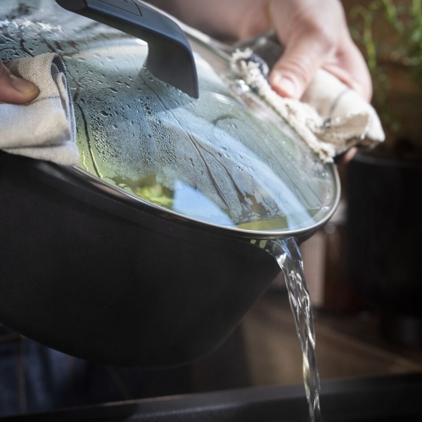 Сотейник с крышкой Robusto 26 см E2493344 Tefal