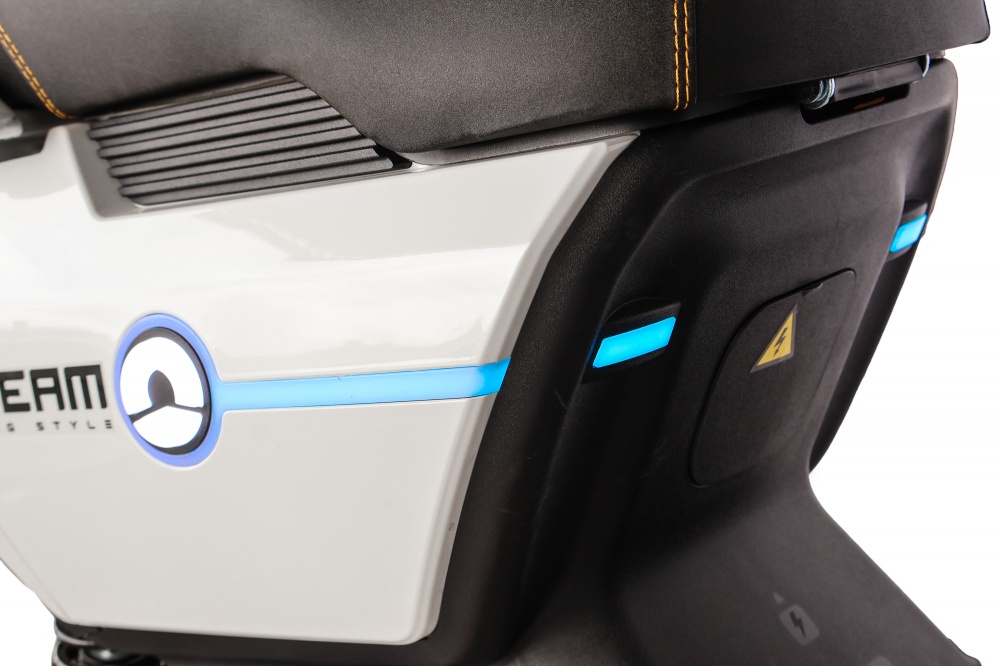 Электроскутер SUNRA Dream 5 (white), 1800 Вт