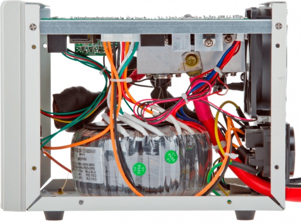 Джерело безперебійного живлення (ДБЖ) LogicPower 4153