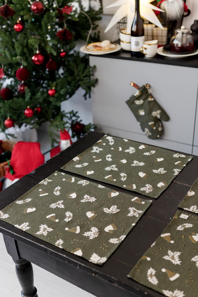 Серветка декоративна Прованс Шапочки на зеленому 45x35 см