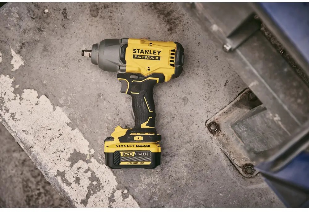 Гайковерт ударний акумуляторний Stanley FatMax SFMCF940M1