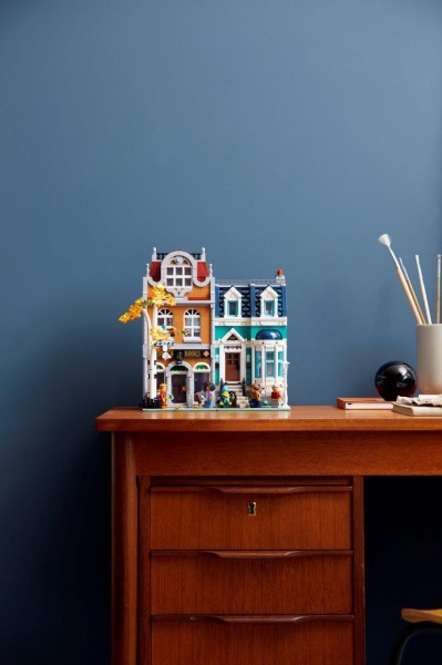 Конструктор LEGO Creator Книгарня 10270