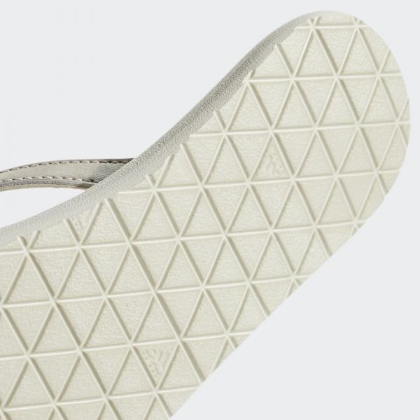 Шльопанці Adidas EEZAY FLIP FLOP F35034 р. 6 білий