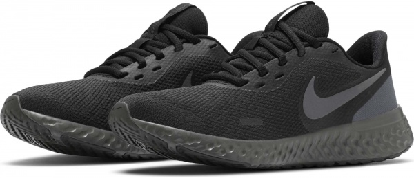 Кроссовки Nike NIKE REVOLUTION 5 BQ3207-001 р.US 5,5 черный