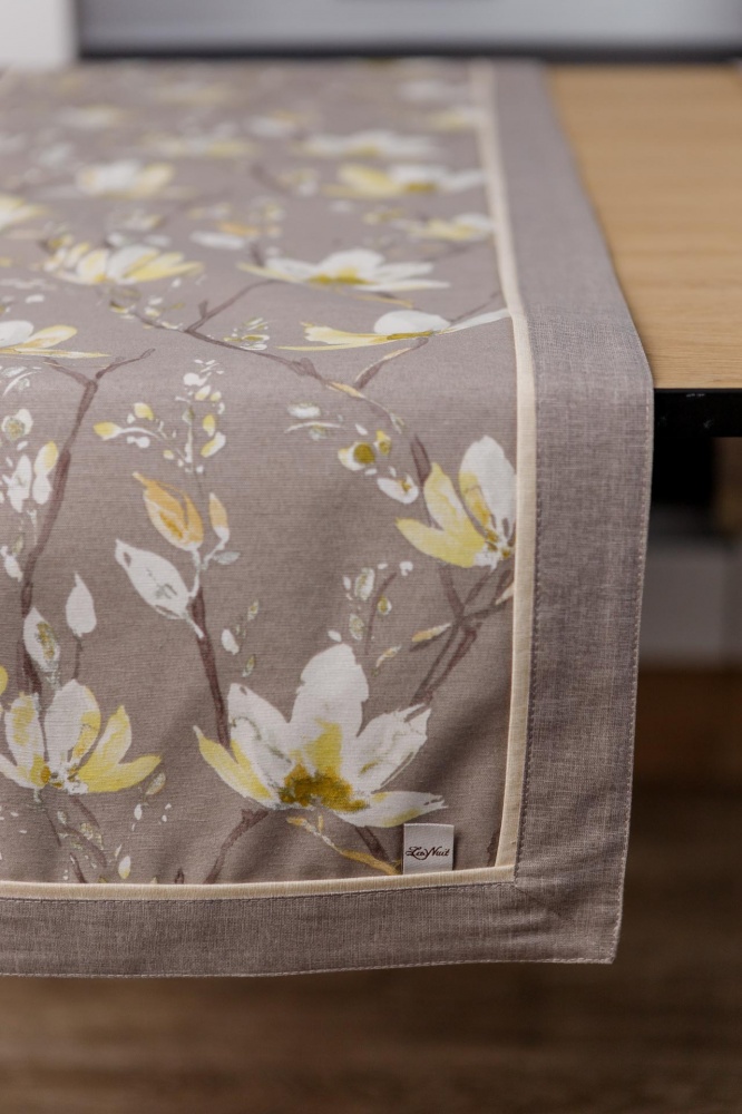 Раннер с кантом Магнолия цветы 40x140 см La Nuit