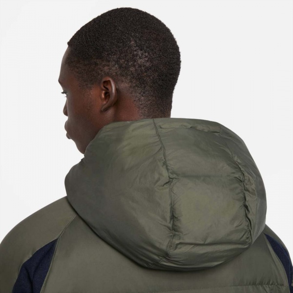 Пуховик Nike M NRG SACAI PARKA CT3269-355 р.M зеленый