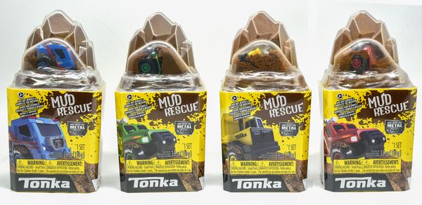 Игровой набор Tonka Машинка металлическая с массой для лепки и аксессуарами в ассортименте 1:64 6051