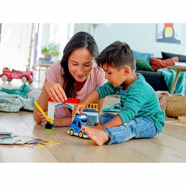 Конструктор LEGO Duplo Поліцейська дільниця 10902