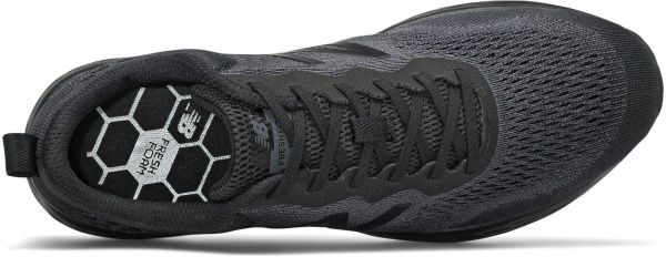 Кросівки New Balance MARISLK3 MARISLK3 р.US 9,5 чорний