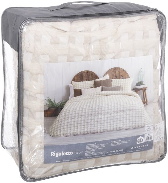 Покривало Rigoletto 162/07 з двома наволочками 235x260 см Manterol бежевий 