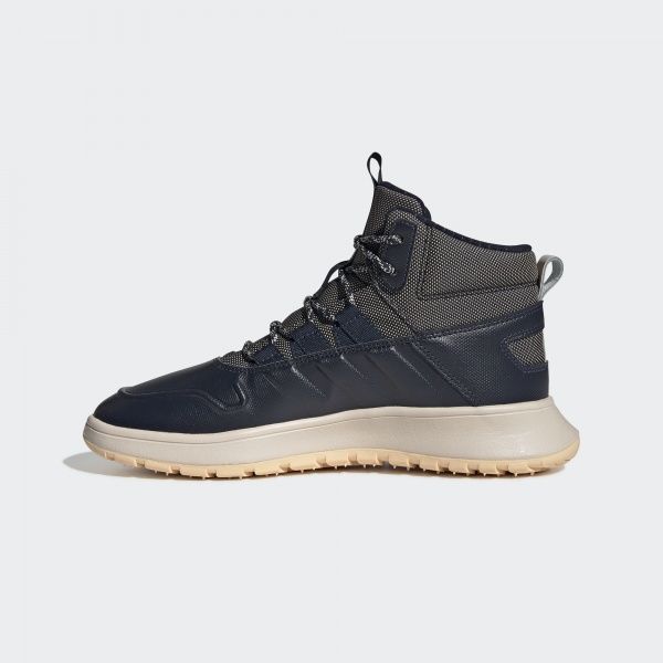 Черевики Adidas FUSION STORM WTR EF0127 р. 8 темно-синій