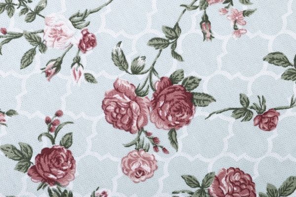 Скатерть Romantic Маленькие розы 136x180 см разноцветный La Nuit 
