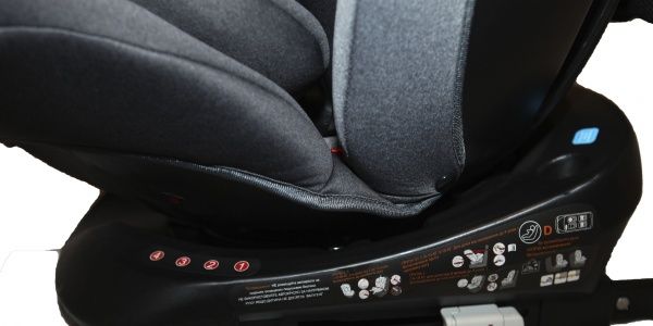 Автокрісло Happy Baby Boss Automotive 4579 +4618 сіро-чорний black/grey HB636