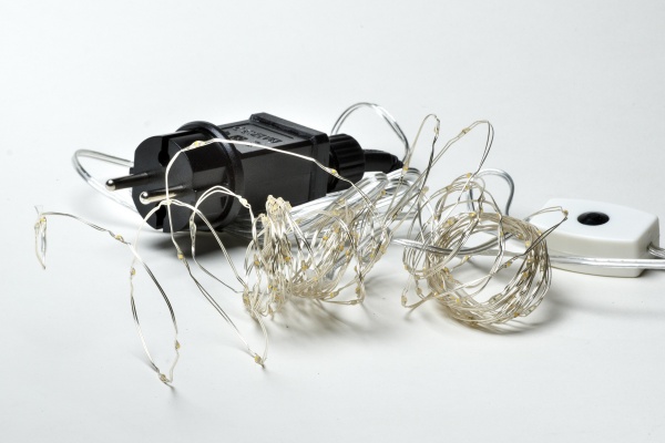 Электрогирлянда линейная Blachere 4,5В светодиодная (LED) 300 ламп 15 м 