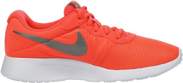 Кроссовки Nike TANJUN SE 844908-801 р.8 оранжевый