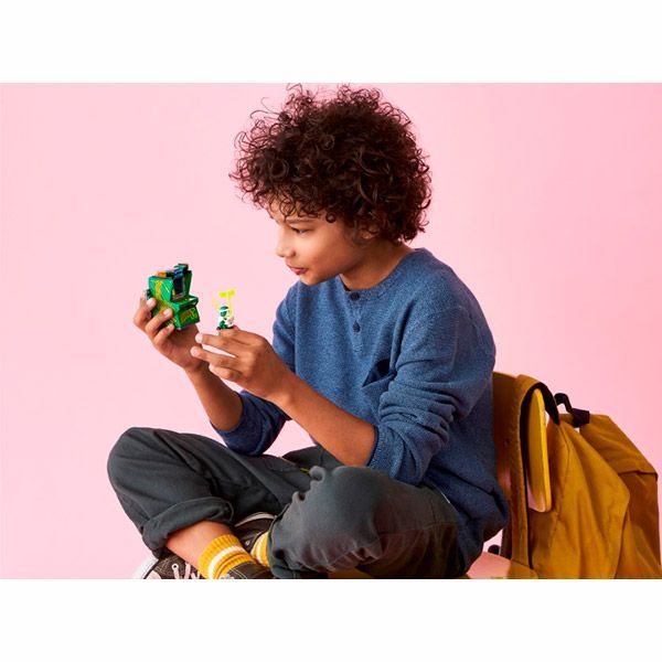 Конструктор LEGO Ninjago Аватар Ллойда – ігровий автомат 71716