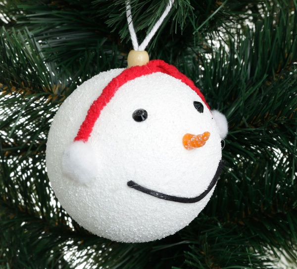 Куля новорічна Shunda пінопластиковий 100 мм біло-червоний SDA2111510WR