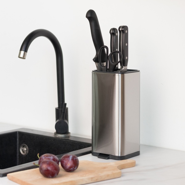 Блок для ножів KP-67 SS/BLACK MVM