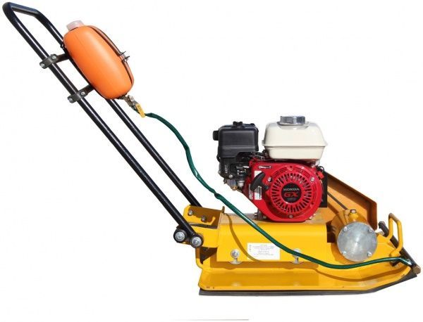 Виброплита WIBER  UGMS-16 с баком