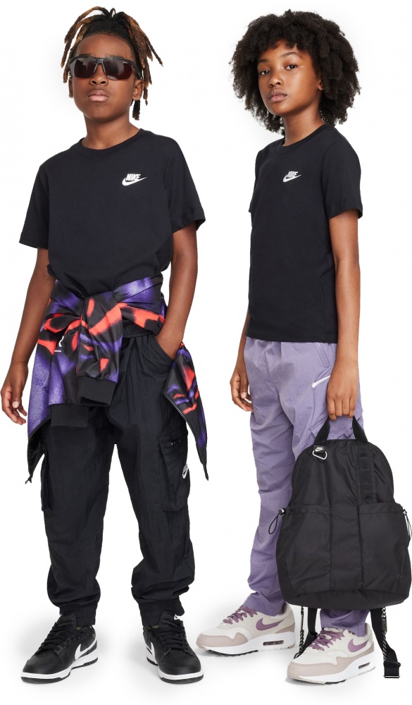 Футболка Nike K NSTEE EMB FUTURA LBR FZ5177-010 р.XS чорний