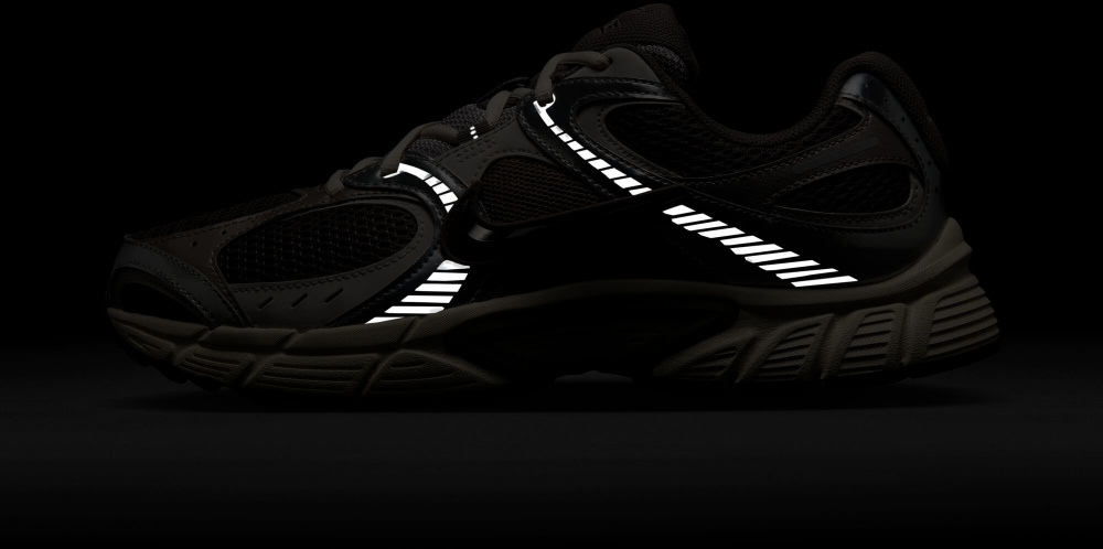 Кроссовки Nike V5 RNR HJ5228-200 р.42