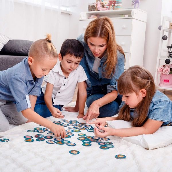 Игра настольная Vladi Toys Веселая семейка VT8033-05