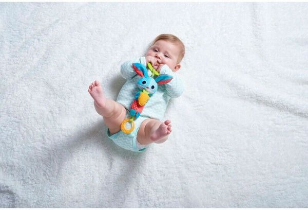 Іграшка-підвіска Tiny Love Зайчик Томас