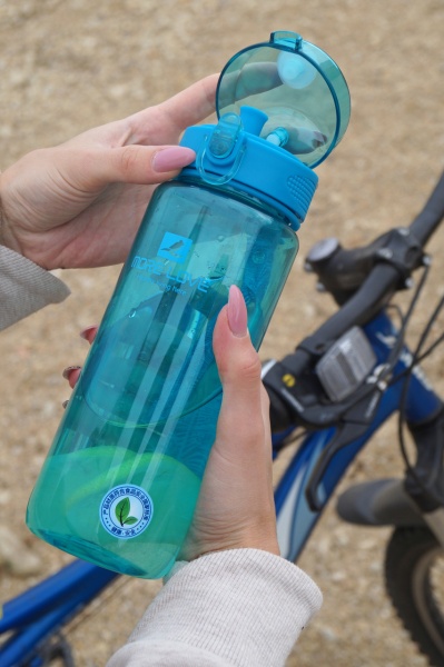 Пляшка спортивна 850 мл Casno блакитний MX-5040_Blue