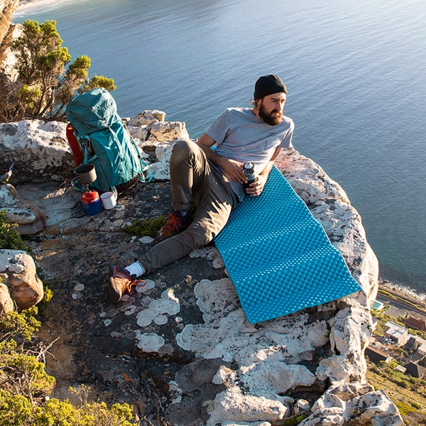 Коврик туристический Naturehike складной IXPE Thickened NH20FCD07, алюминиевая пленка, 25 мм, желтый