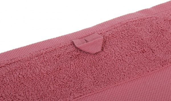 Полотенце махровое с бордюром 70x140 см розовый La Nuit 