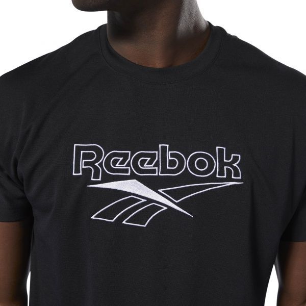 Футболка Reebok CL V UNISEX TEE DT8245 M чорний