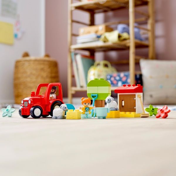 Конструктор LEGO DUPLO Сільськогосподарський трактор і догляд за тваринами 10950