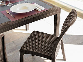 Стілець пластиковий Bica Verona коричневий 