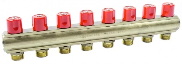 Коллектор с регулирующими вентилями Bianchi 1 х 8 х 3/4 ЗР (красный )238E06050A