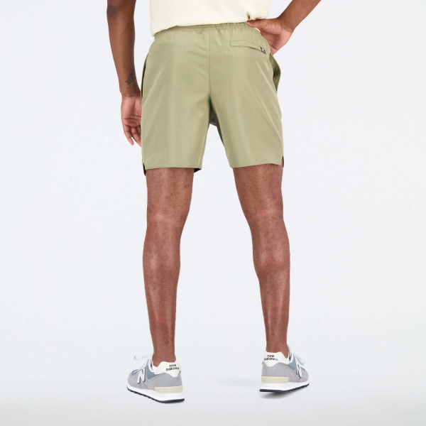 Шорти New Balance ESSENTIALS REIMAGINED WOVEN MS31519CGN р. XL зелений