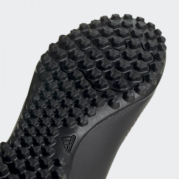 Бутсы Adidas PREDATOR 20.4 TF EE9585 р. 7,5 черный