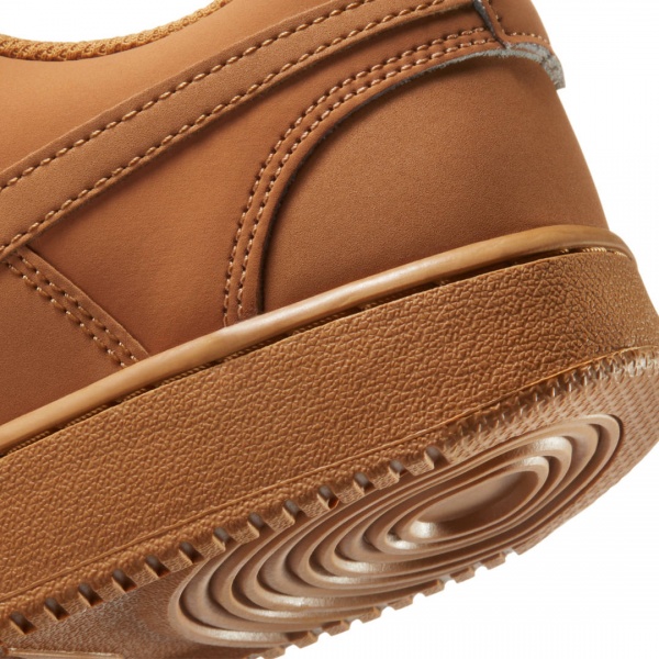 Кросівки Nike COURT VISION LO CD5463-200 р.US 8,5 коричневий