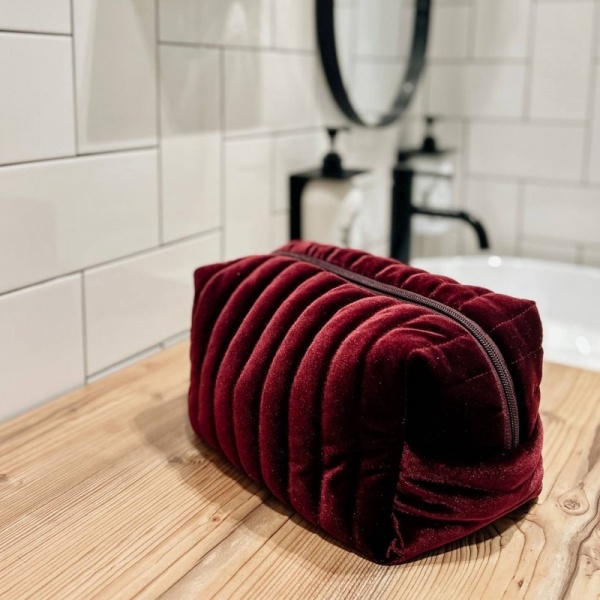 Косметичка Organize Косметичка бархатная Organize 24*13*13 см (бордо) бордовый 