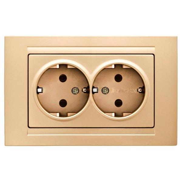 Розетка подвійна із заземленням Gunsan Moderna без шторок бежевий металік MD 29 25 150