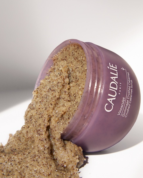 Скраб для тела Caudalie Vinosculpt Crushed Cabernet Scrub 225 мл