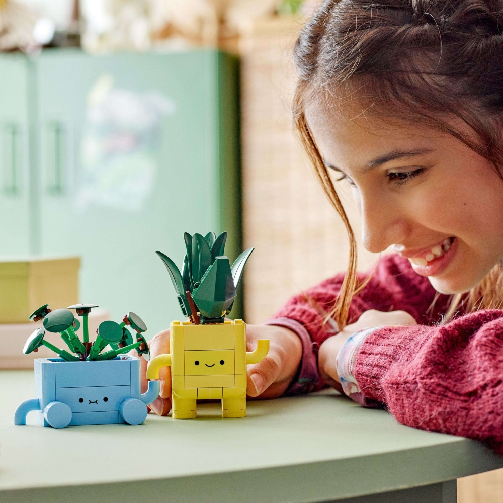 Конструктор LEGO Botanical Счастливые растения 10349
