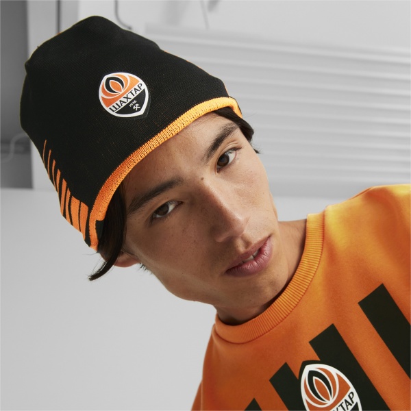 Шапка Puma FCSD Reversible Beanie 2356501 р.one size черный