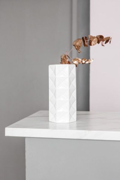 Ваза керамическая Кожумяка белая Резон