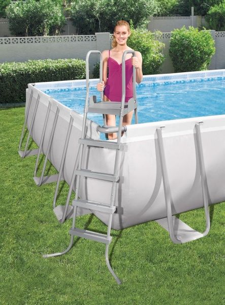 Бассейн каркасный Bestway 732х366х132 см 30045 л