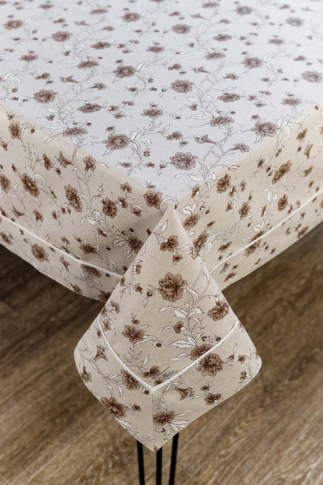 Скатерть Сappuccino с кантом Цветы 133x180 см Прованс