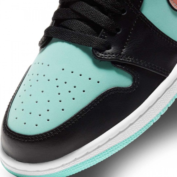 Кроссовки Jordan Air Jordan 1 Low SE CK3022-301 р.US 8,5 мятный