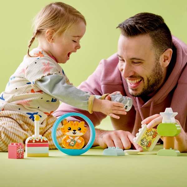 Конструктор LEGO DUPLO Мой первый щенок и котенок и их звуки 10977